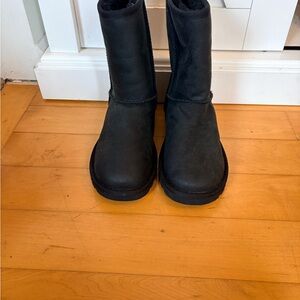 UGG Classic Black Kids Boots